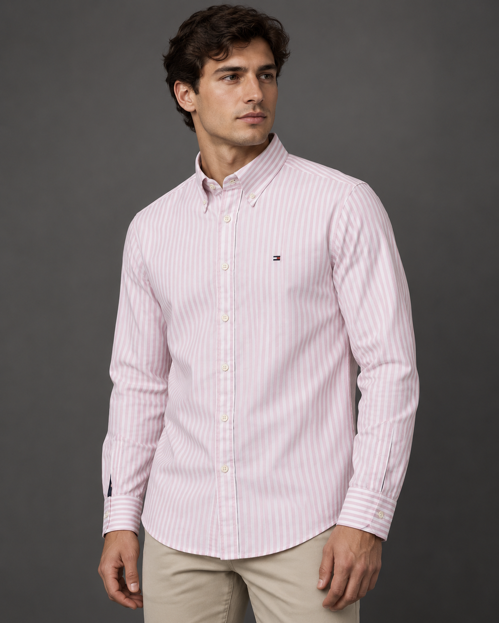 Men’s Light Pink Long-Sleeve Button-Down Shirt