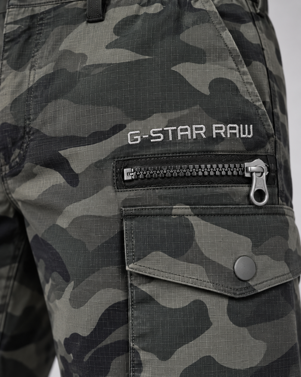 Men’s Charcoal Camouflage Cargo Shorts