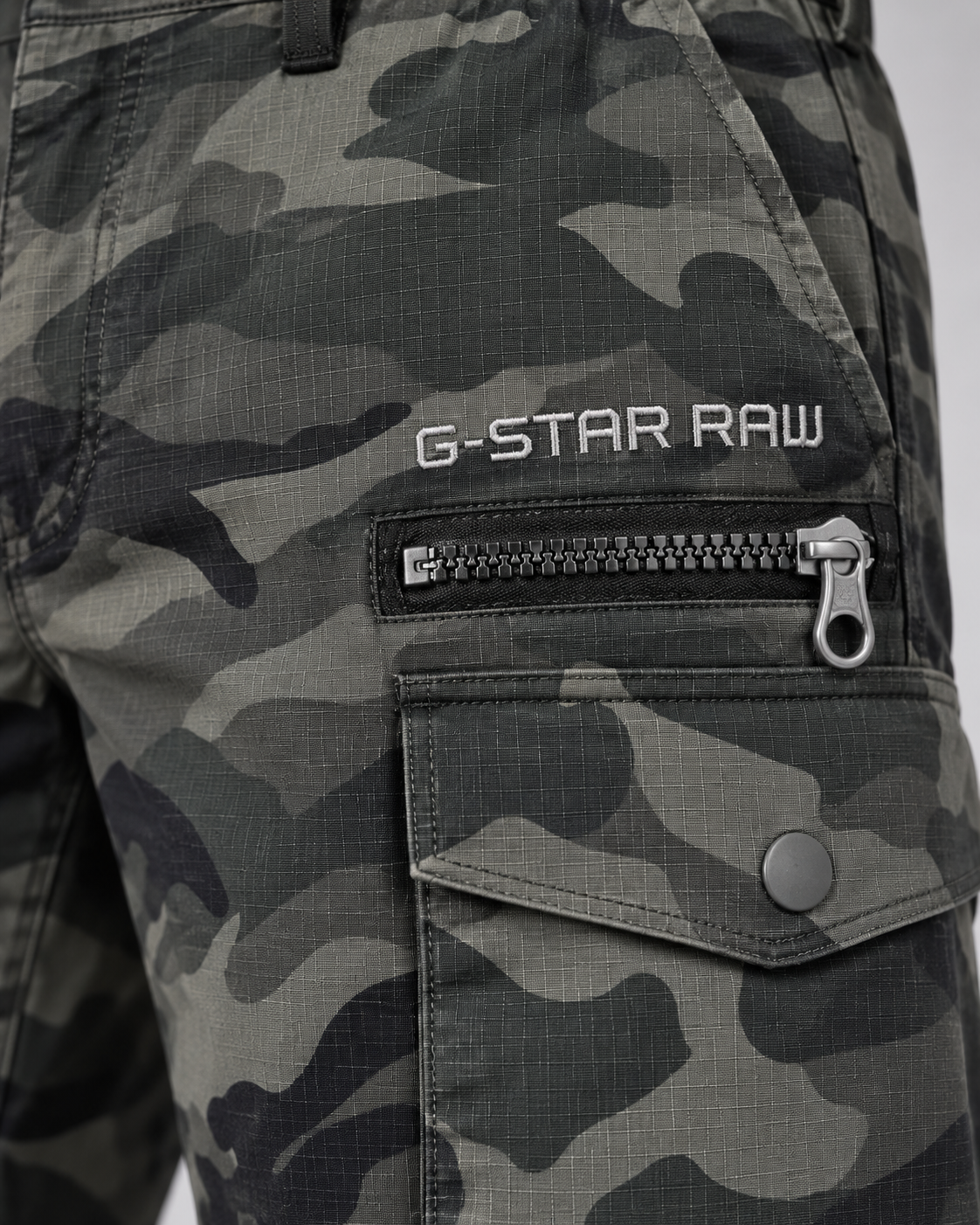 Men’s Charcoal Camouflage Cargo Shorts